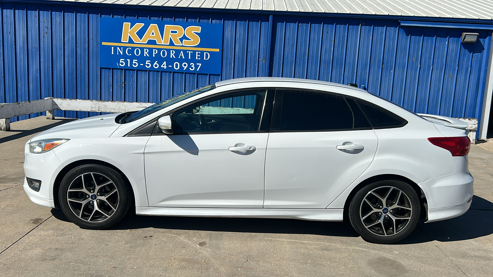 2016 Ford Focus SE 1