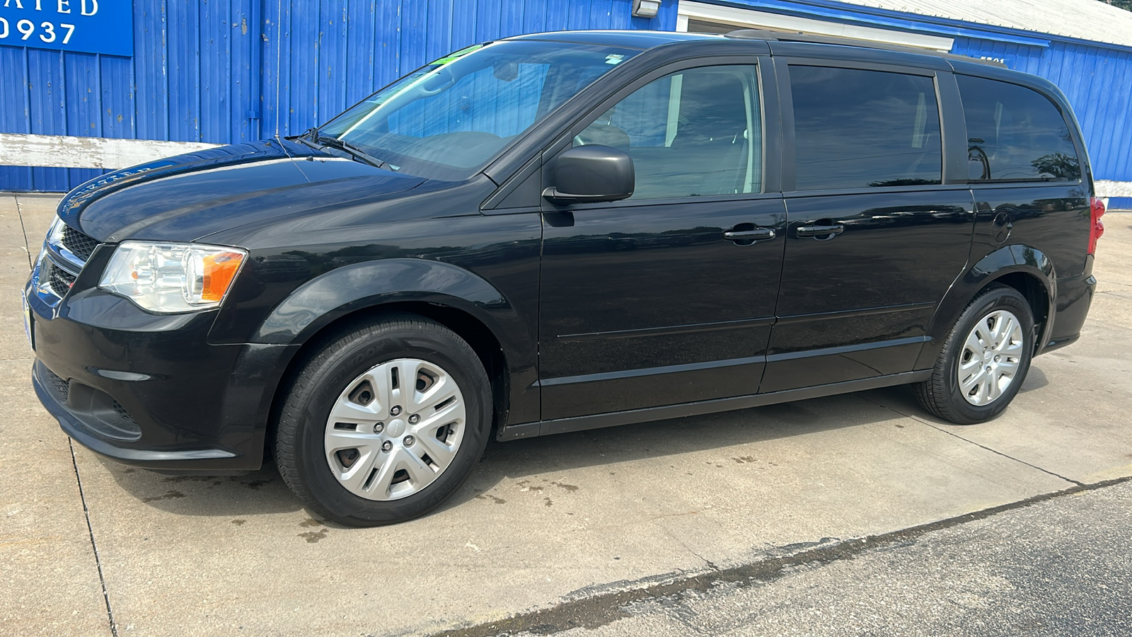 2016 Dodge Grand Caravan SE 2