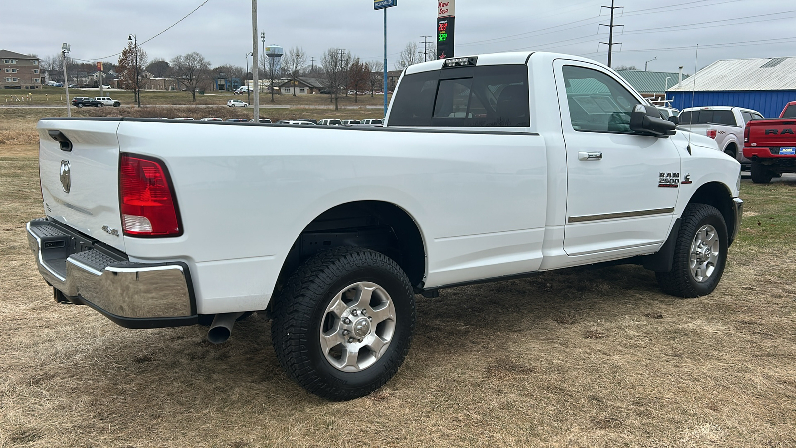 2016 Ram 2500 SLT 4WD Regular Cab 6