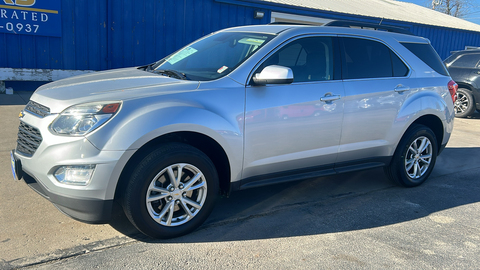 2017 Chevrolet Equinox LT 2