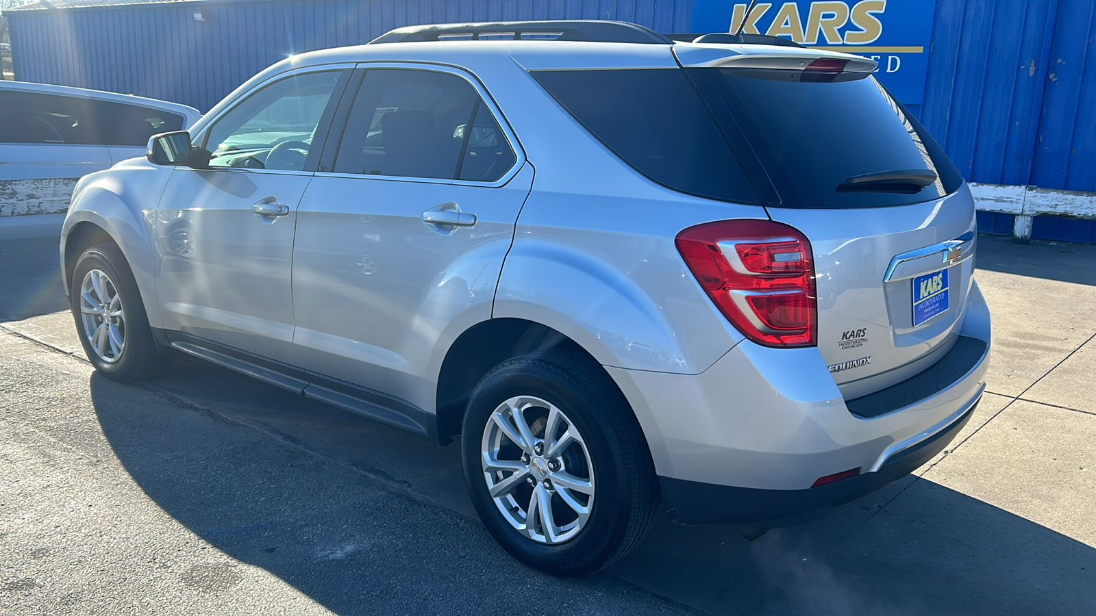 2017 Chevrolet Equinox LT 8