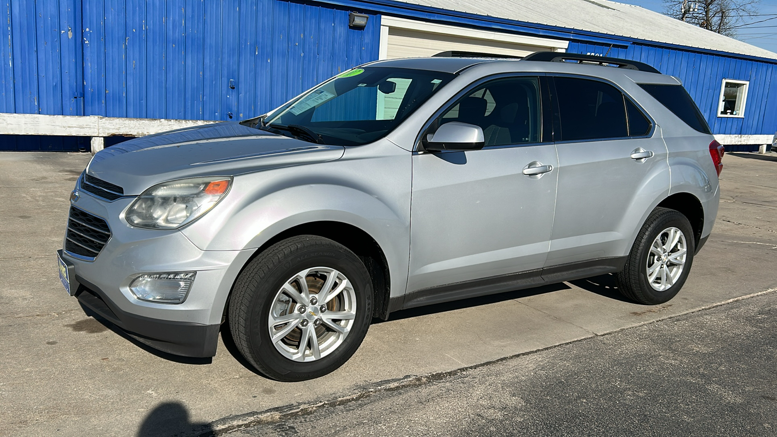 2017 Chevrolet Equinox LT AWD 2