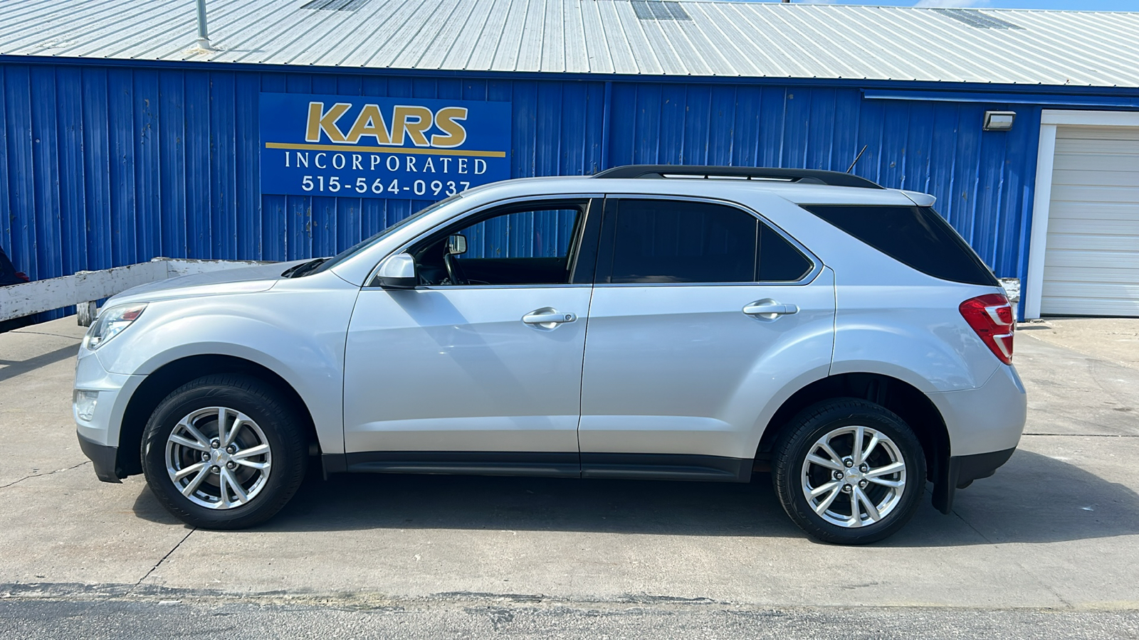 2017 Chevrolet Equinox LT 1