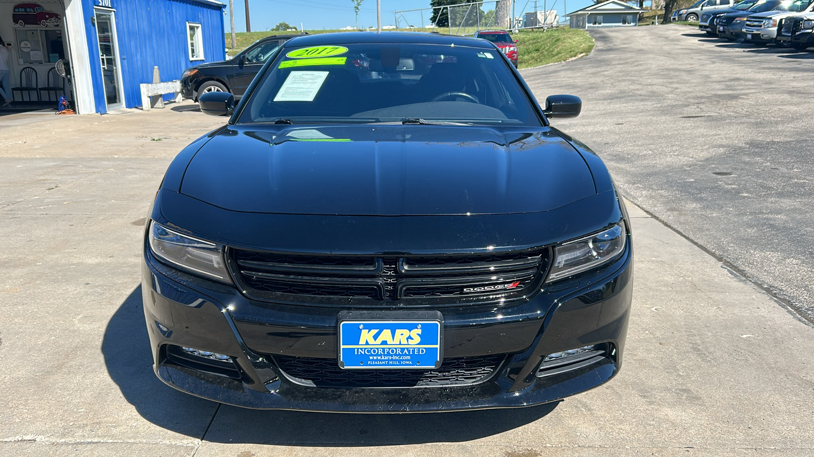 2017 Dodge Charger SXT AWD 3