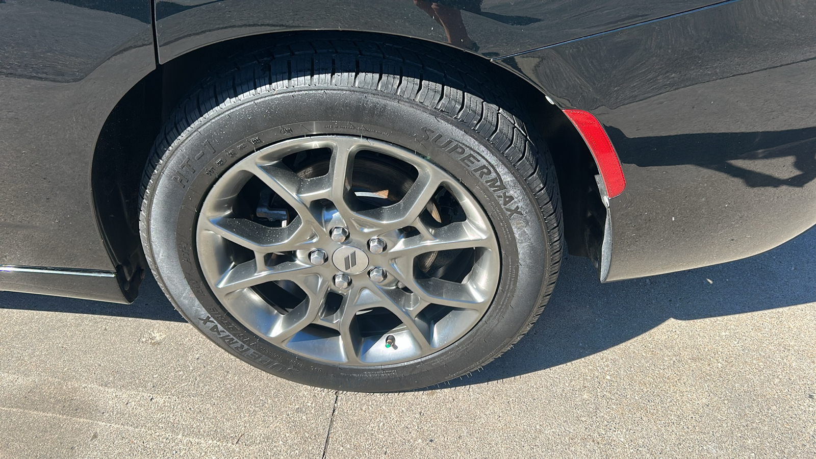 2017 Dodge Charger SXT AWD 9