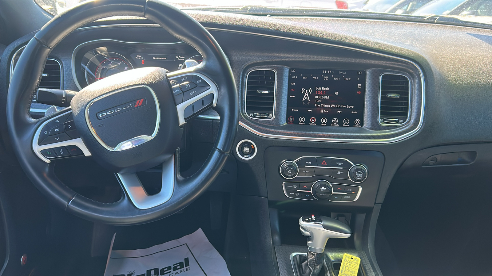 2017 Dodge Charger SXT AWD 15