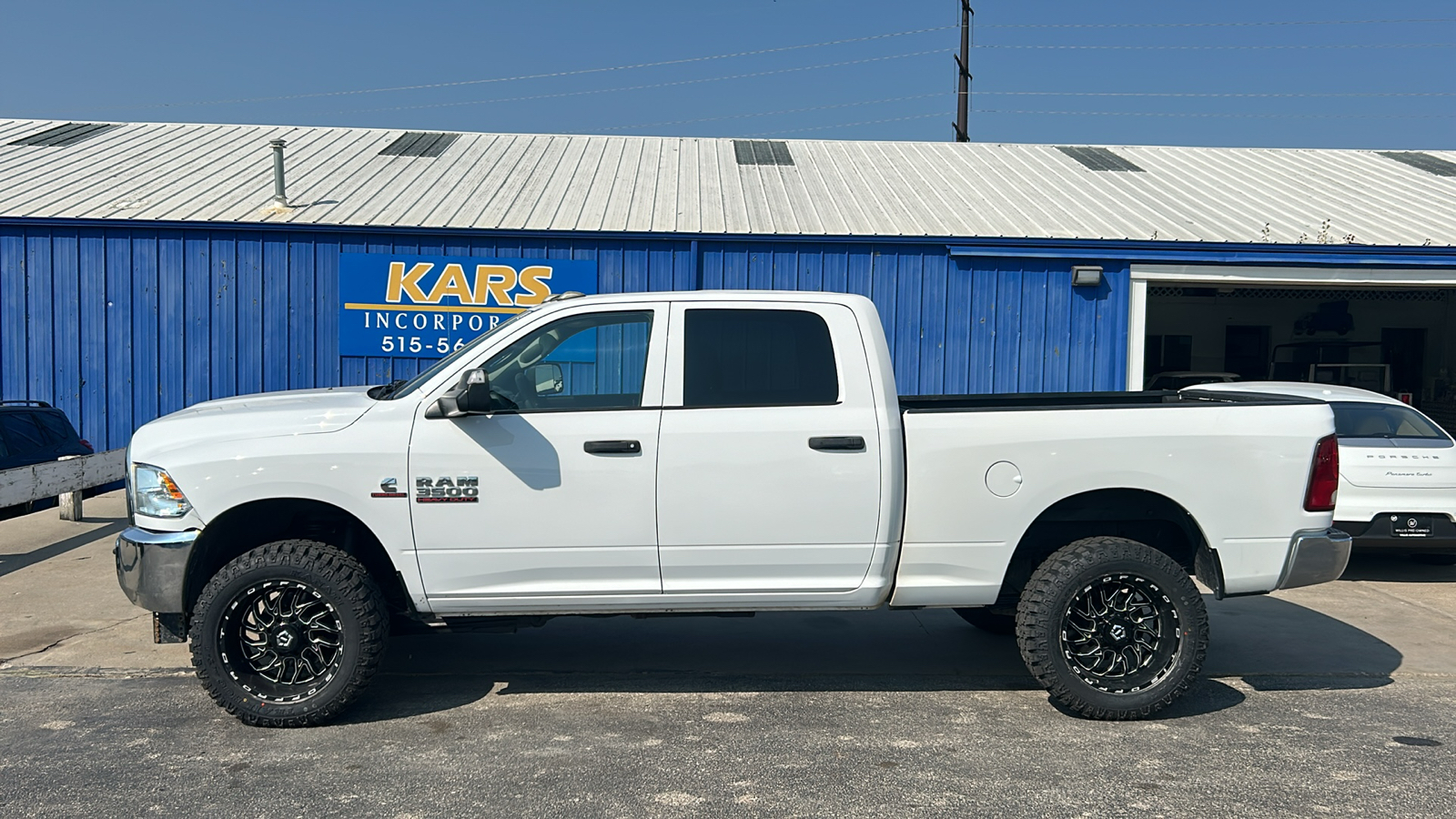 2017 Ram 3500 ST Crew Cab 1