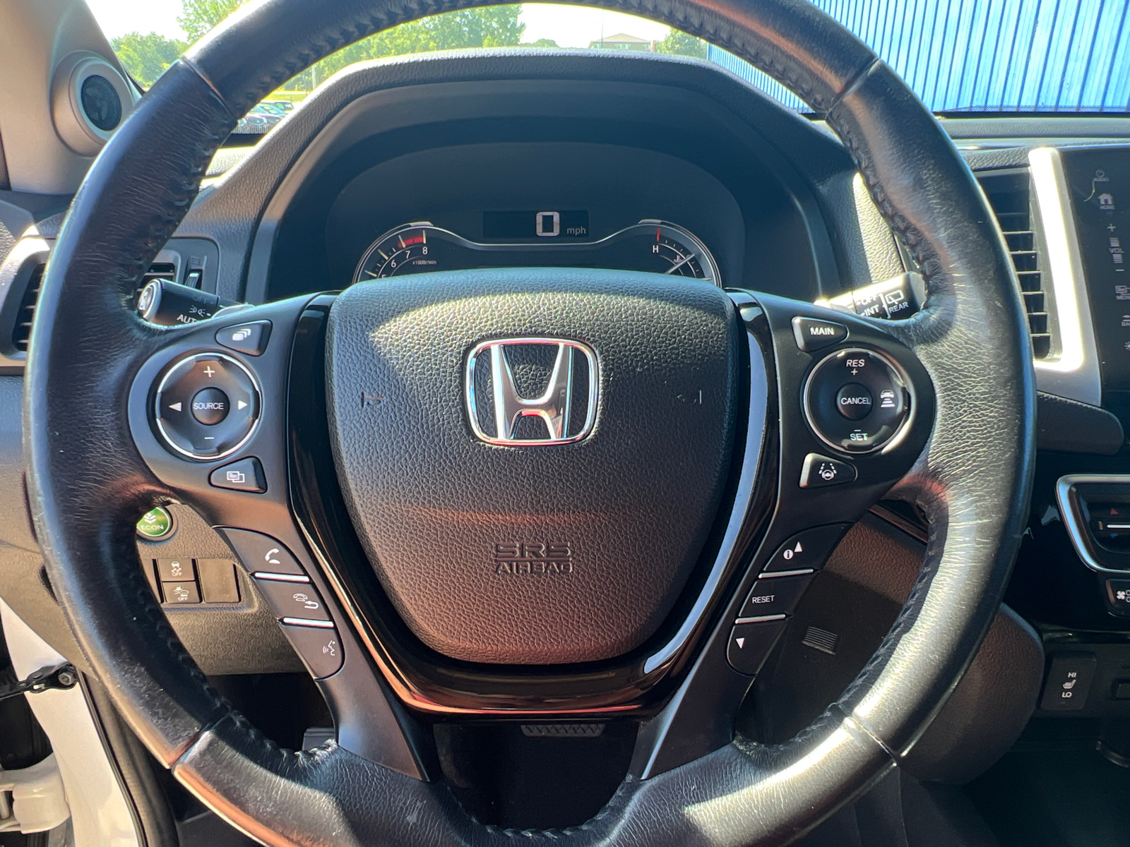 2017 Honda Pilot TOURING 2WD 26