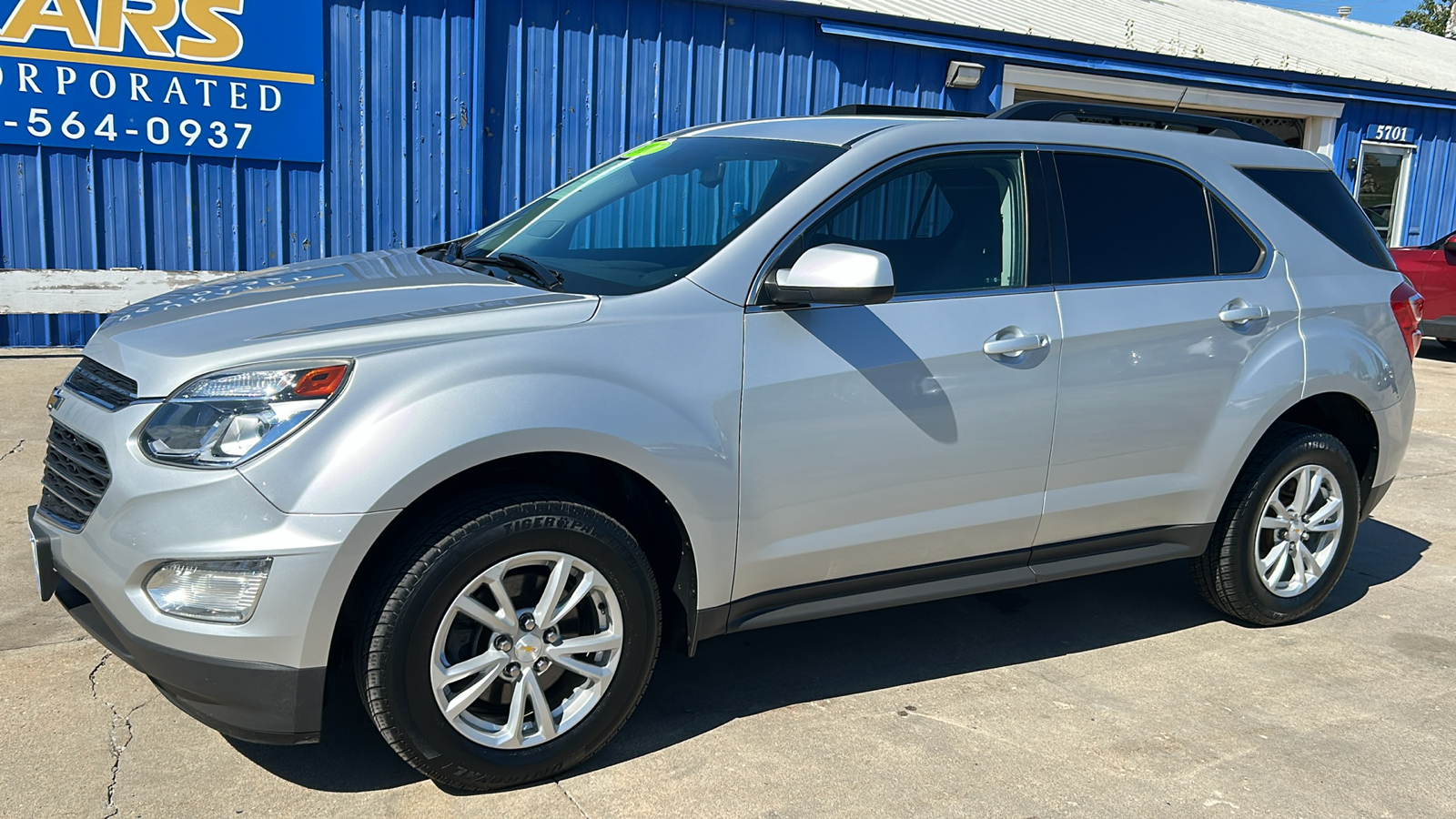 2017 Chevrolet Equinox LT 2