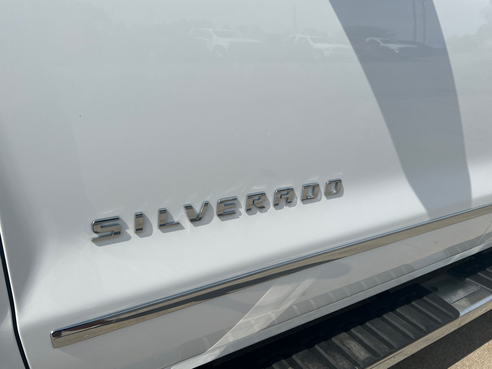 2017 Chevrolet Silverado 1500 LTZ 4WD Crew Cab 7