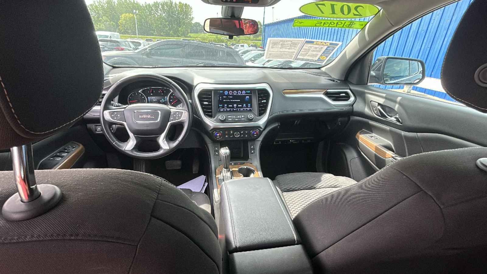 2017 GMC Acadia SLE 19