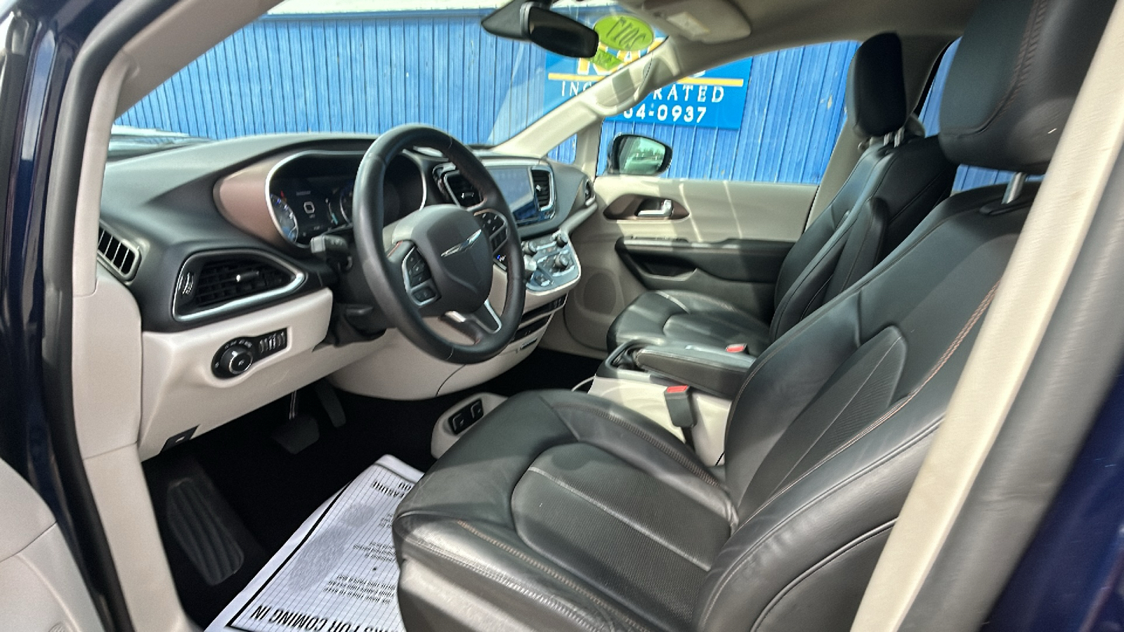 2017 Chrysler Pacifica TOURING L PLUS 12