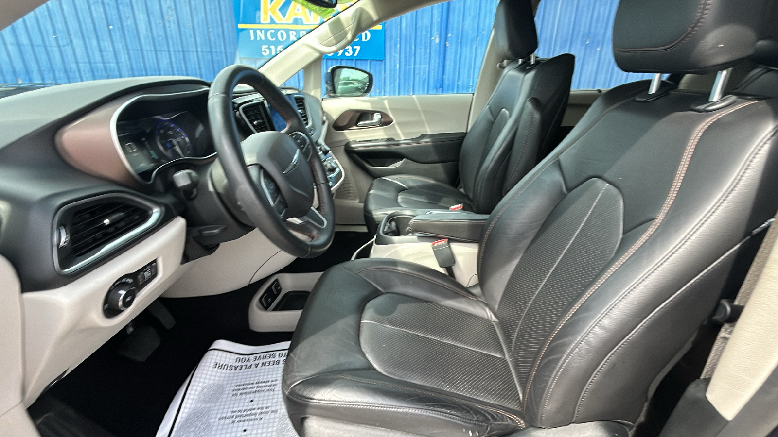 2017 Chrysler Pacifica TOURING L PLUS 13