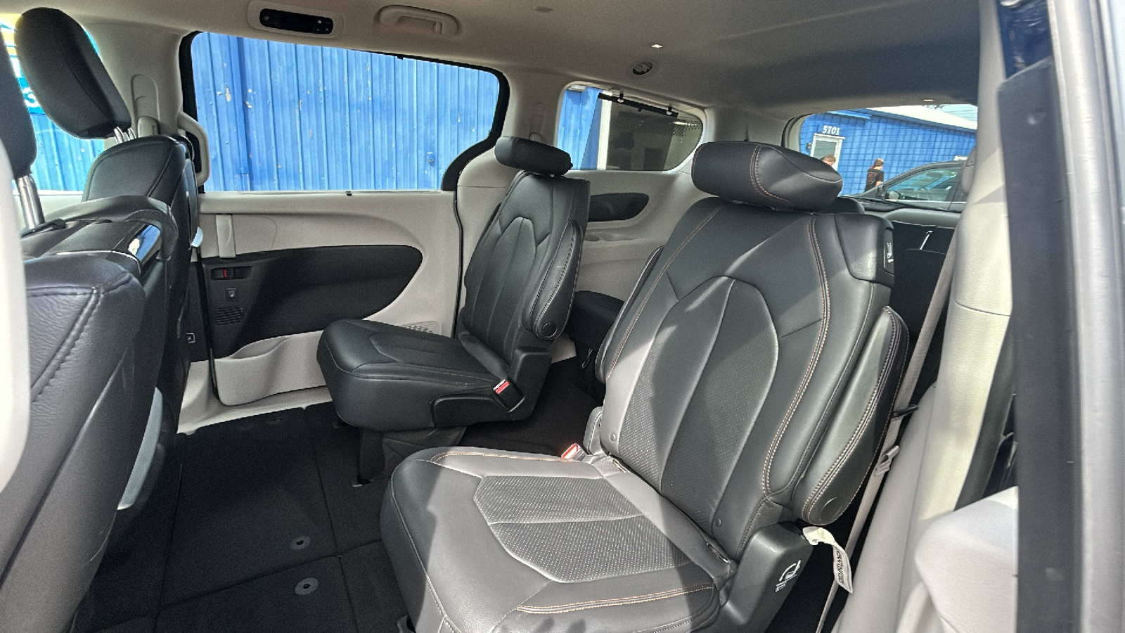 2017 Chrysler Pacifica TOURING L PLUS 14