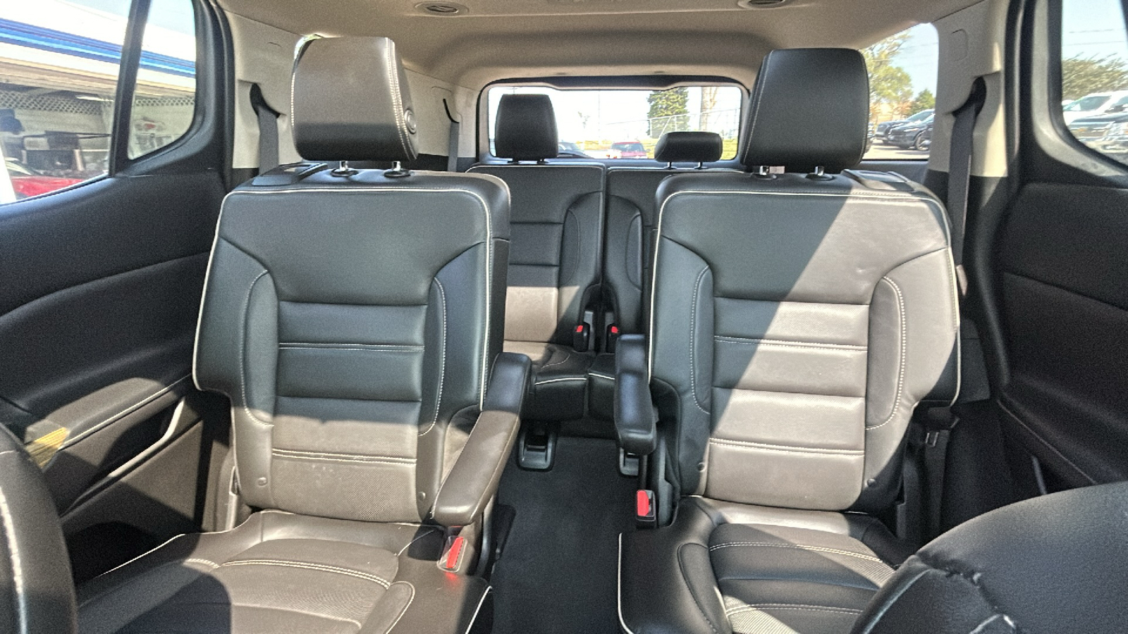 2017 GMC Acadia DENALI AWD 42