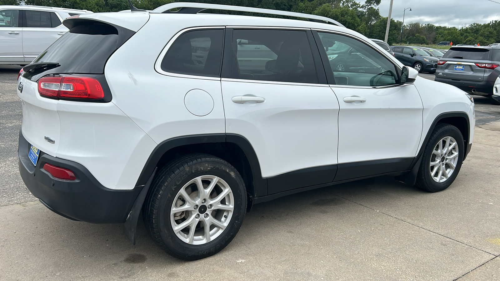 2018 Jeep Cherokee LATITUDE 6