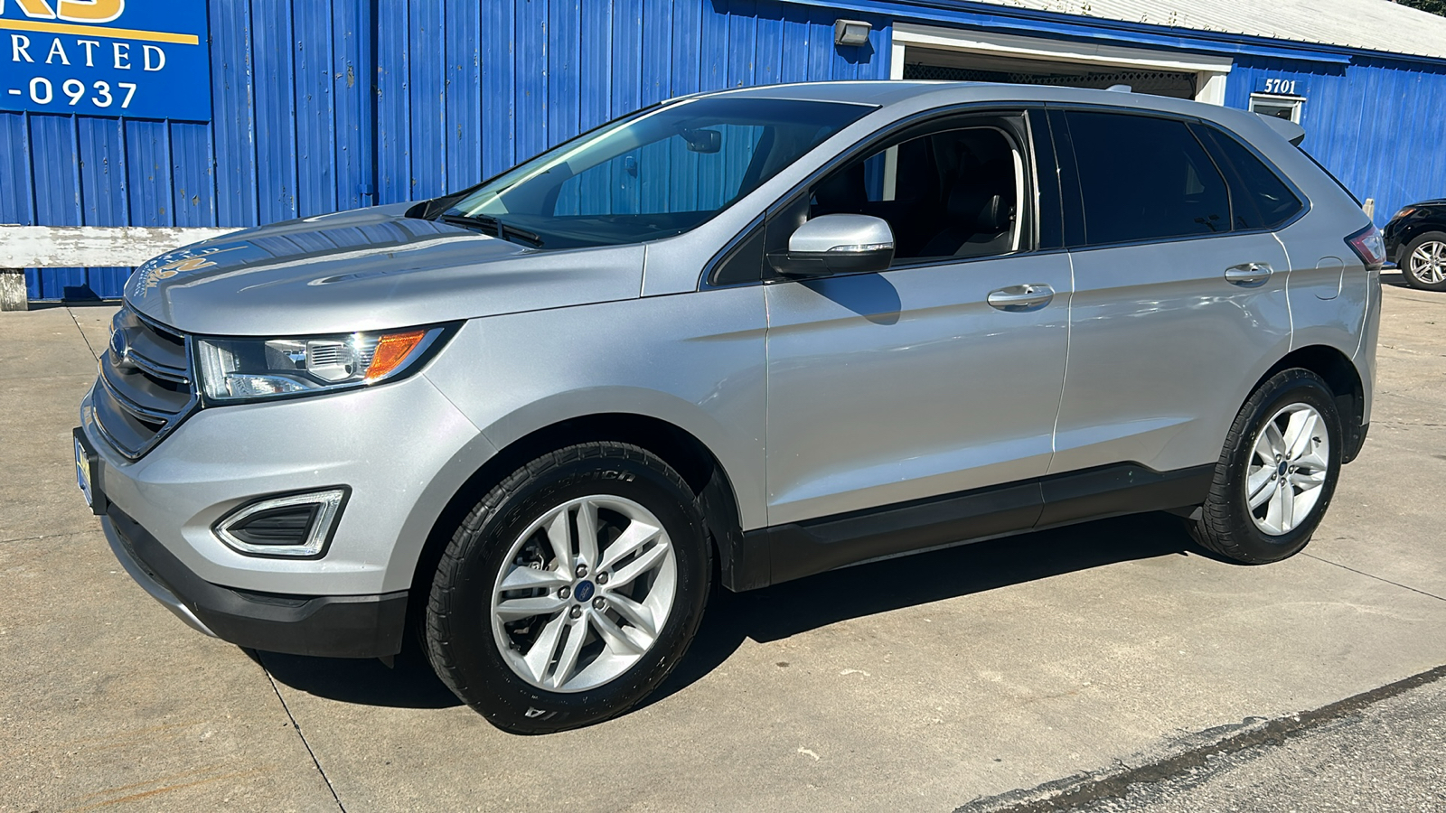 2018 Ford Edge SEL AWD 2