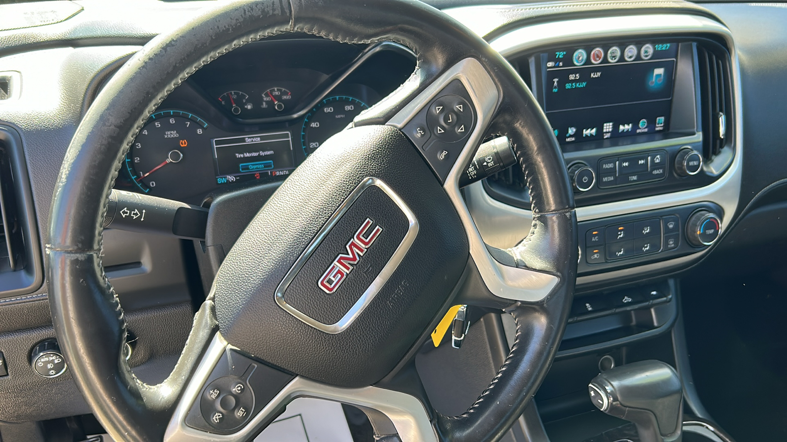 2018 GMC Canyon SLE 4WD Crew Cab 17