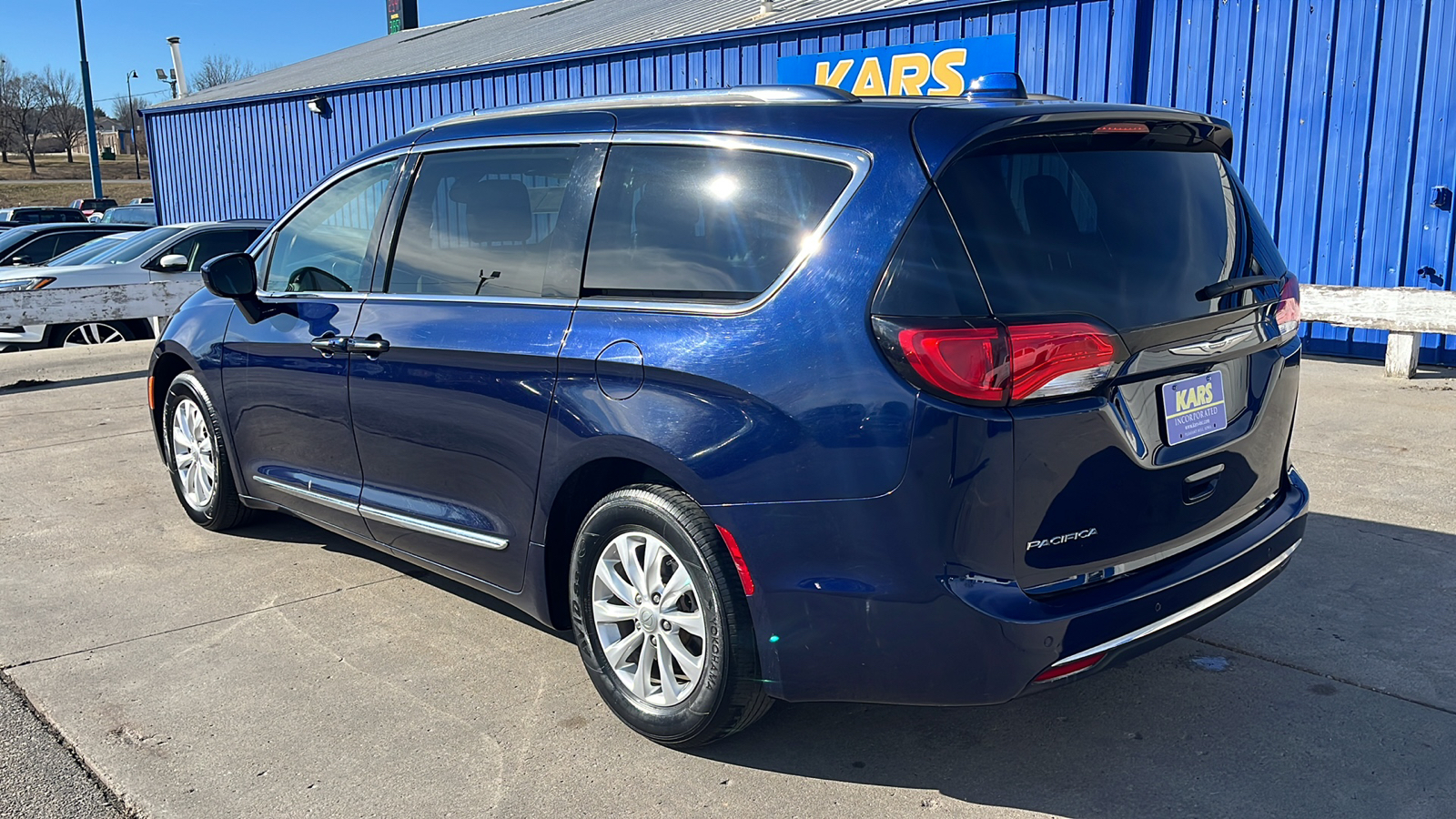 2018 Chrysler Pacifica TOURING L 9