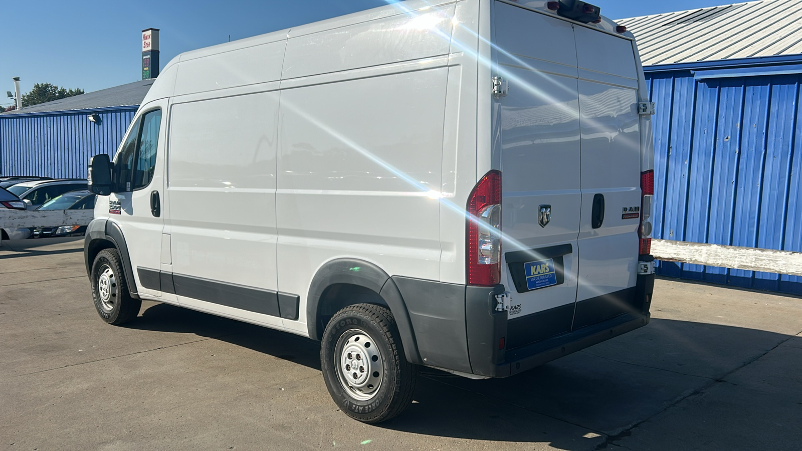 2018 Ram ProMaster Cargo Van 1500 HIGH 8