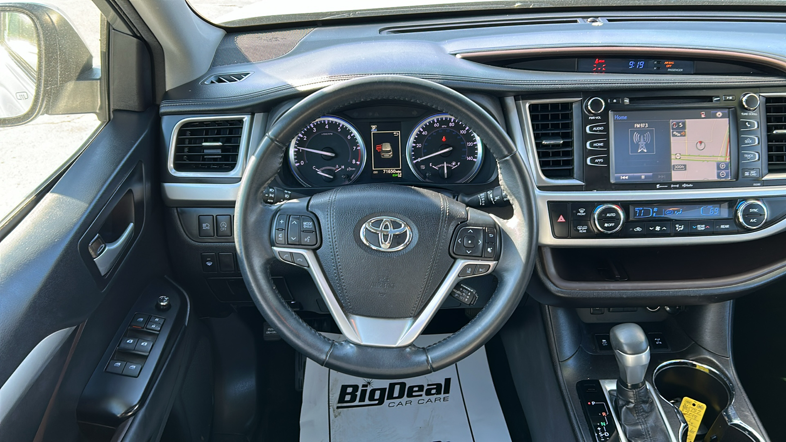 2018 Toyota Highlander SE AWD 17