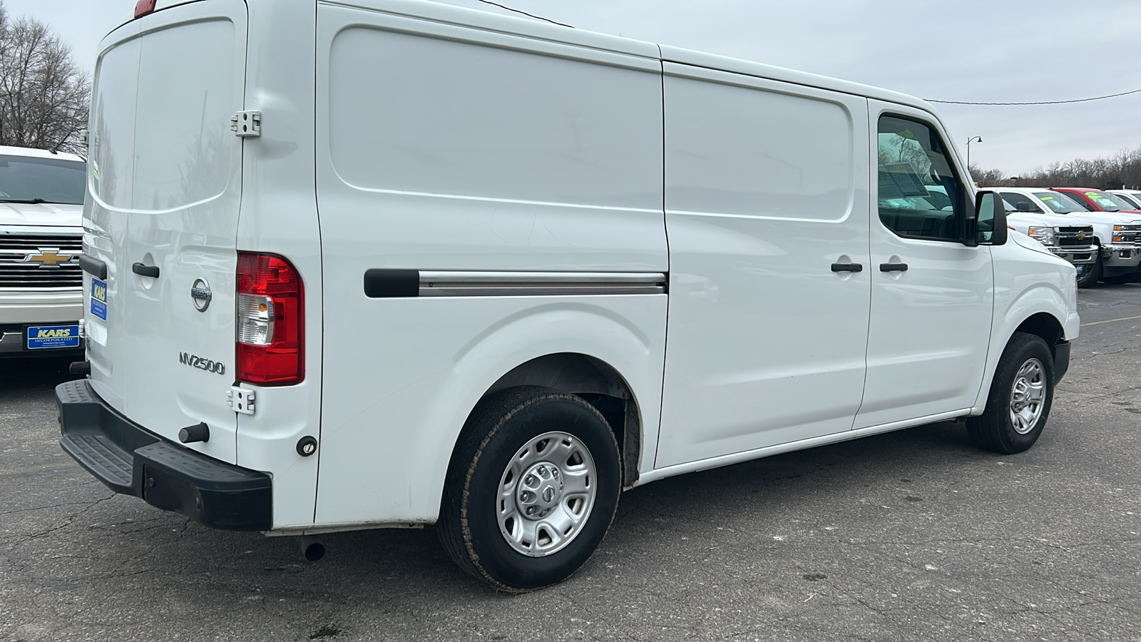 2019 Nissan NV Cargo 2500 S 6