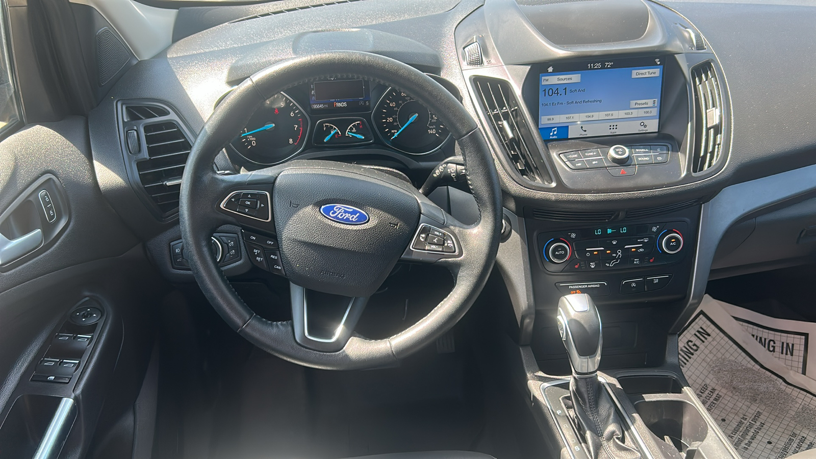 2019 Ford Escape SEL 17