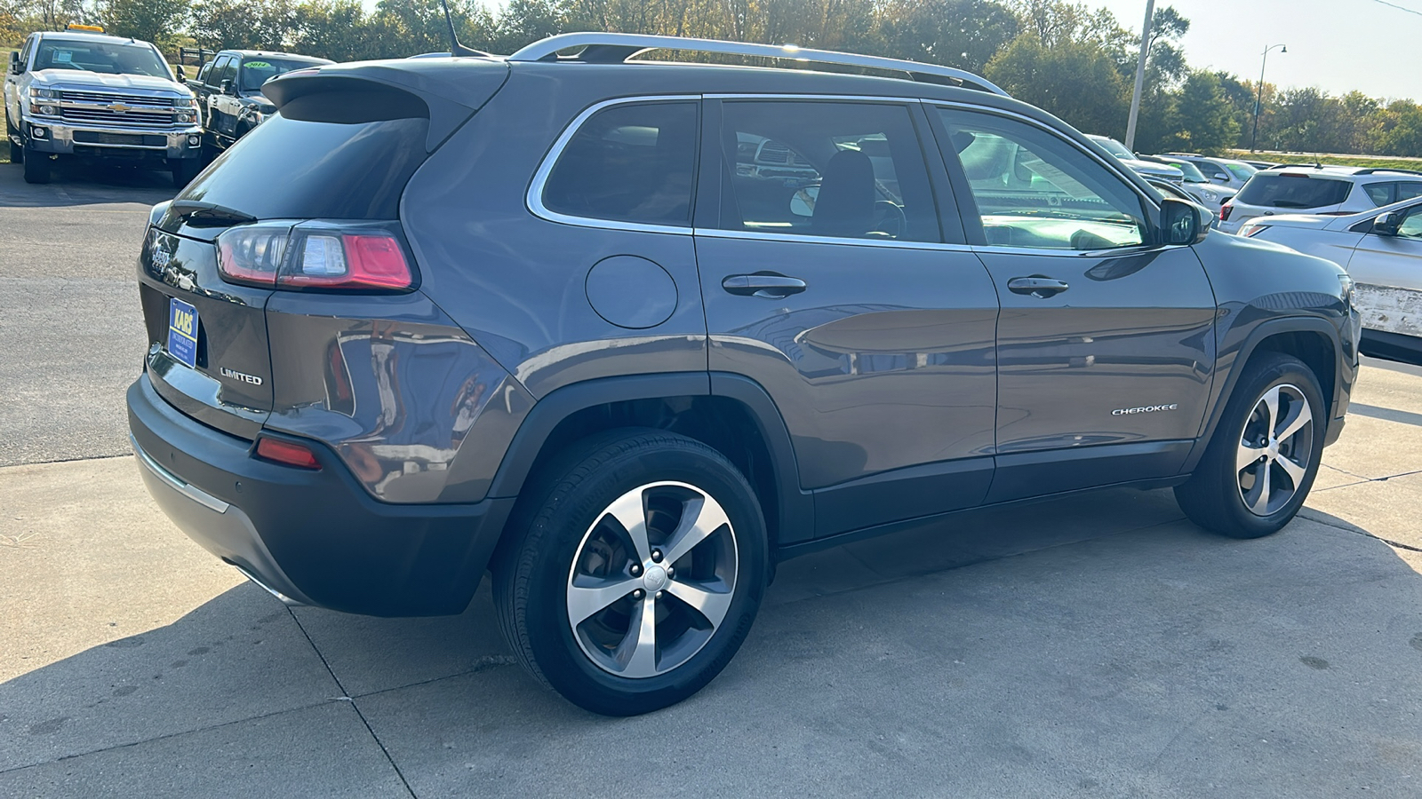 2019 Jeep Cherokee LIMITED 6