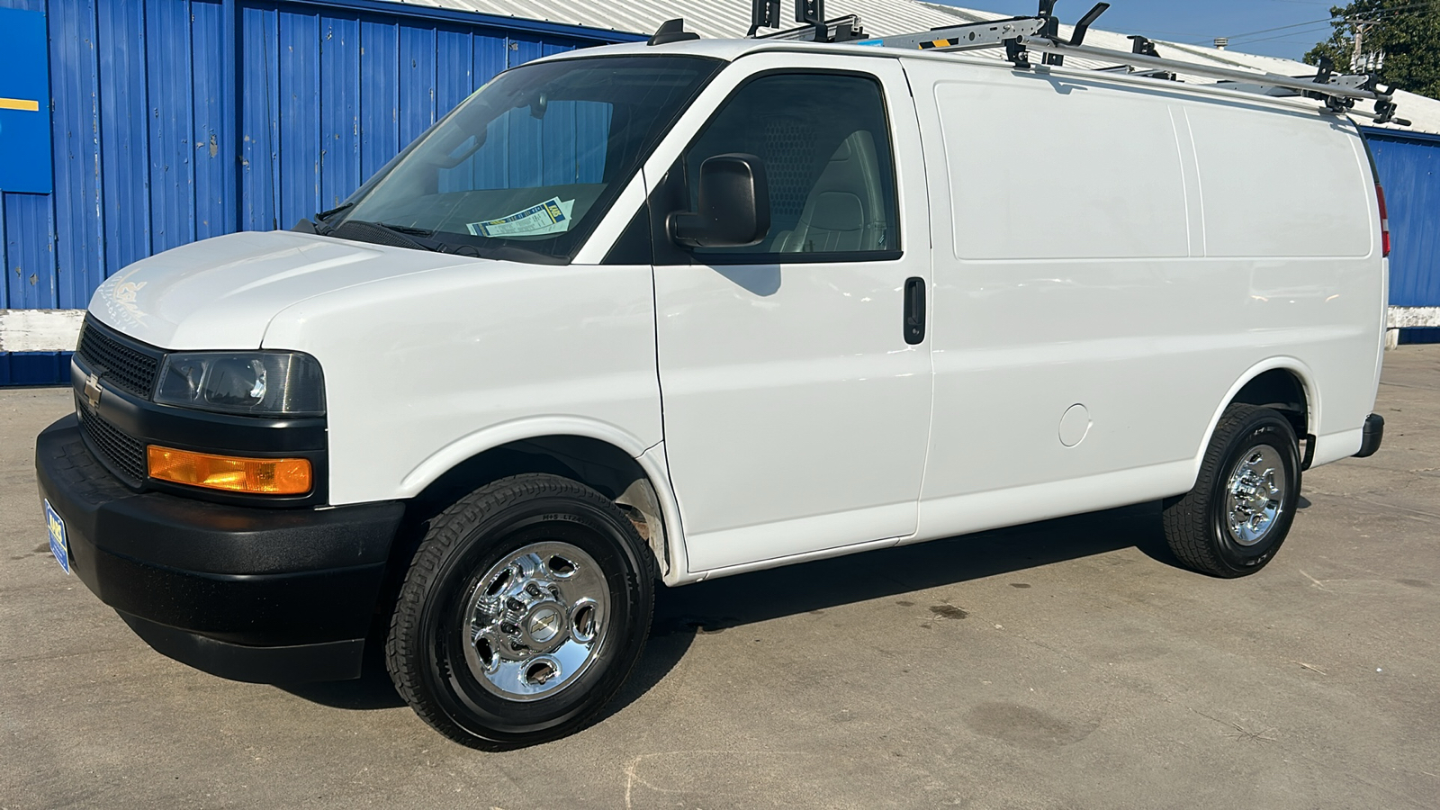 2020 Chevrolet Express Cargo Van 2