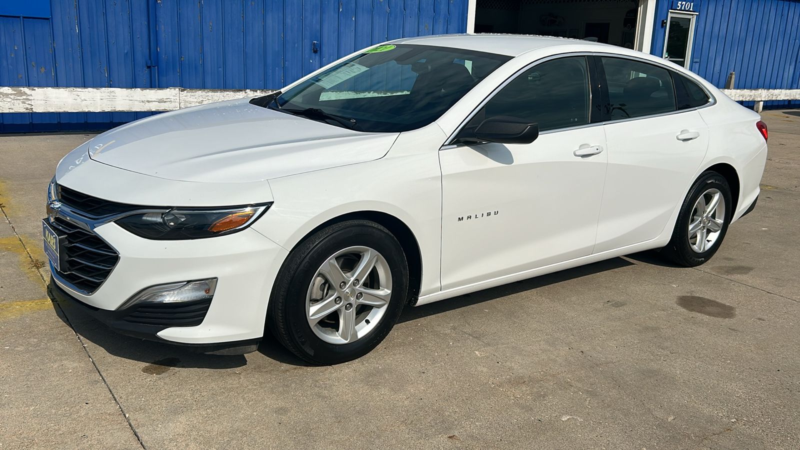 2021 Chevrolet Malibu LS 2