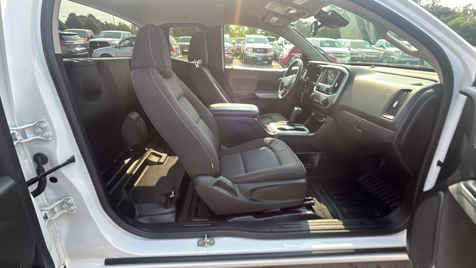 2021 Chevrolet Colorado LT 2WD Extended Cab 17