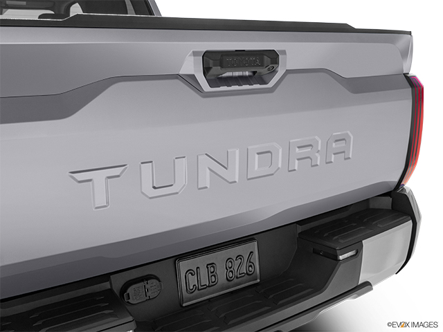 2023 Toyota Tundra 4WD SR5 7