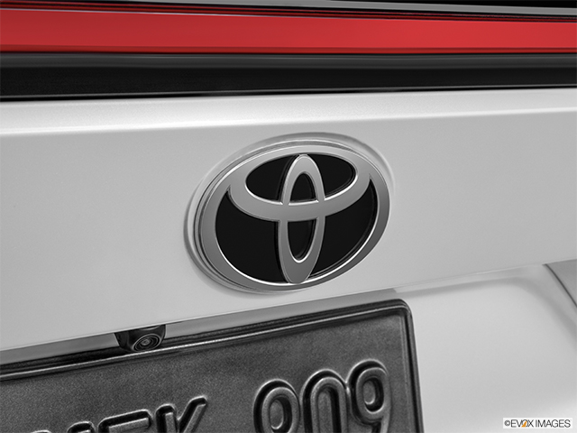2023 Toyota bZ4X XLE 27
