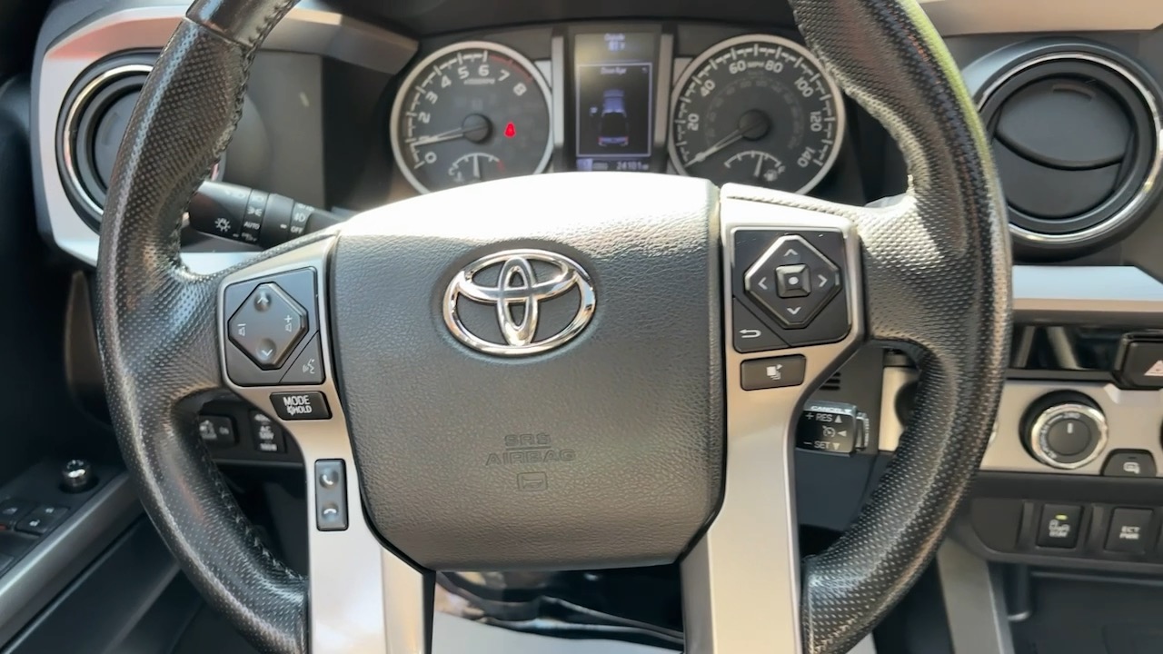 2016 Toyota Tacoma Limited 30