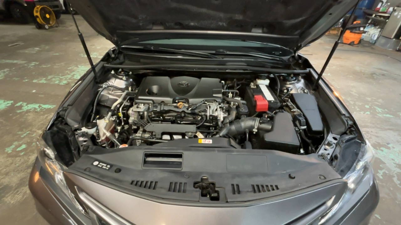 2019 Toyota Camry SE 36