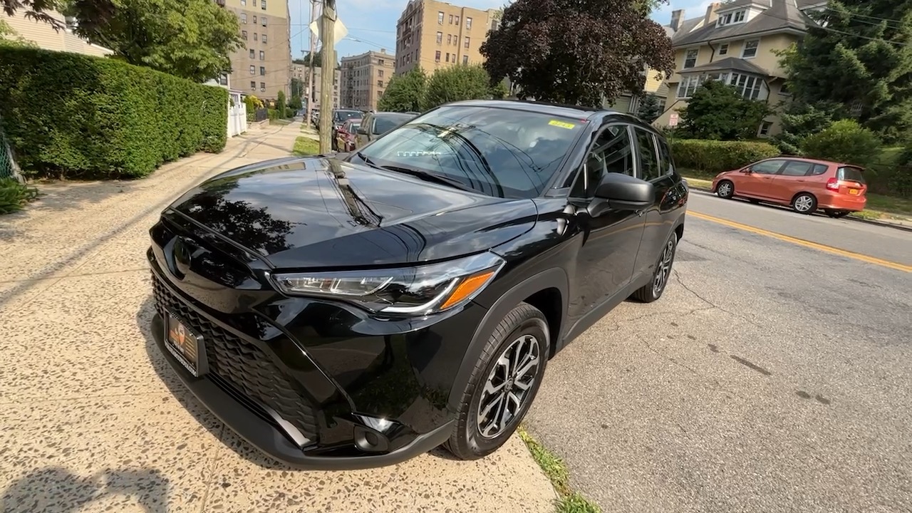 2024 Toyota Corolla Cross Hybrid  16