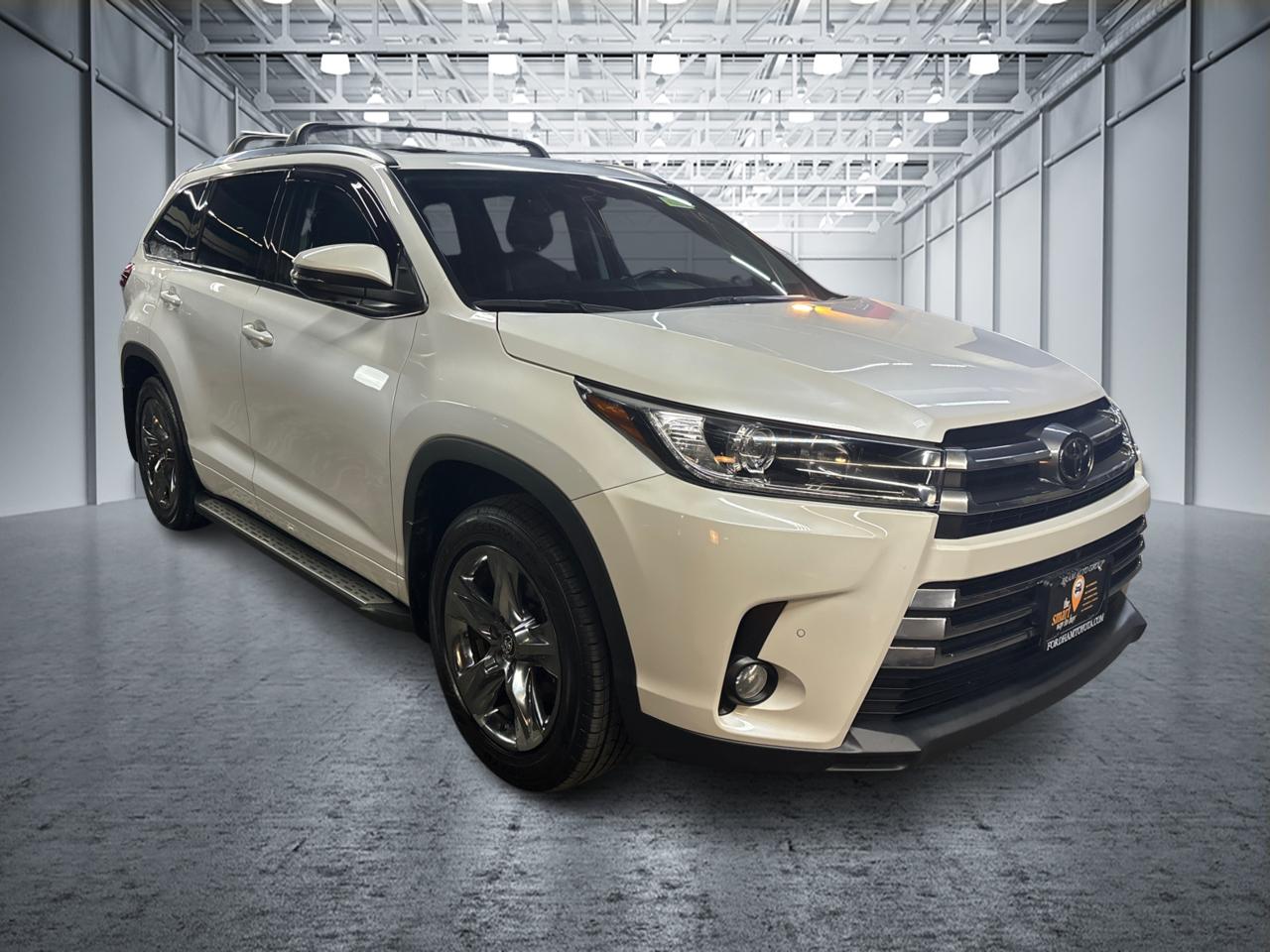 2017 Toyota Highlander Limited Platinum 3