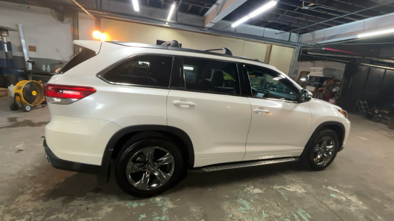 2017 Toyota Highlander Limited Platinum 12