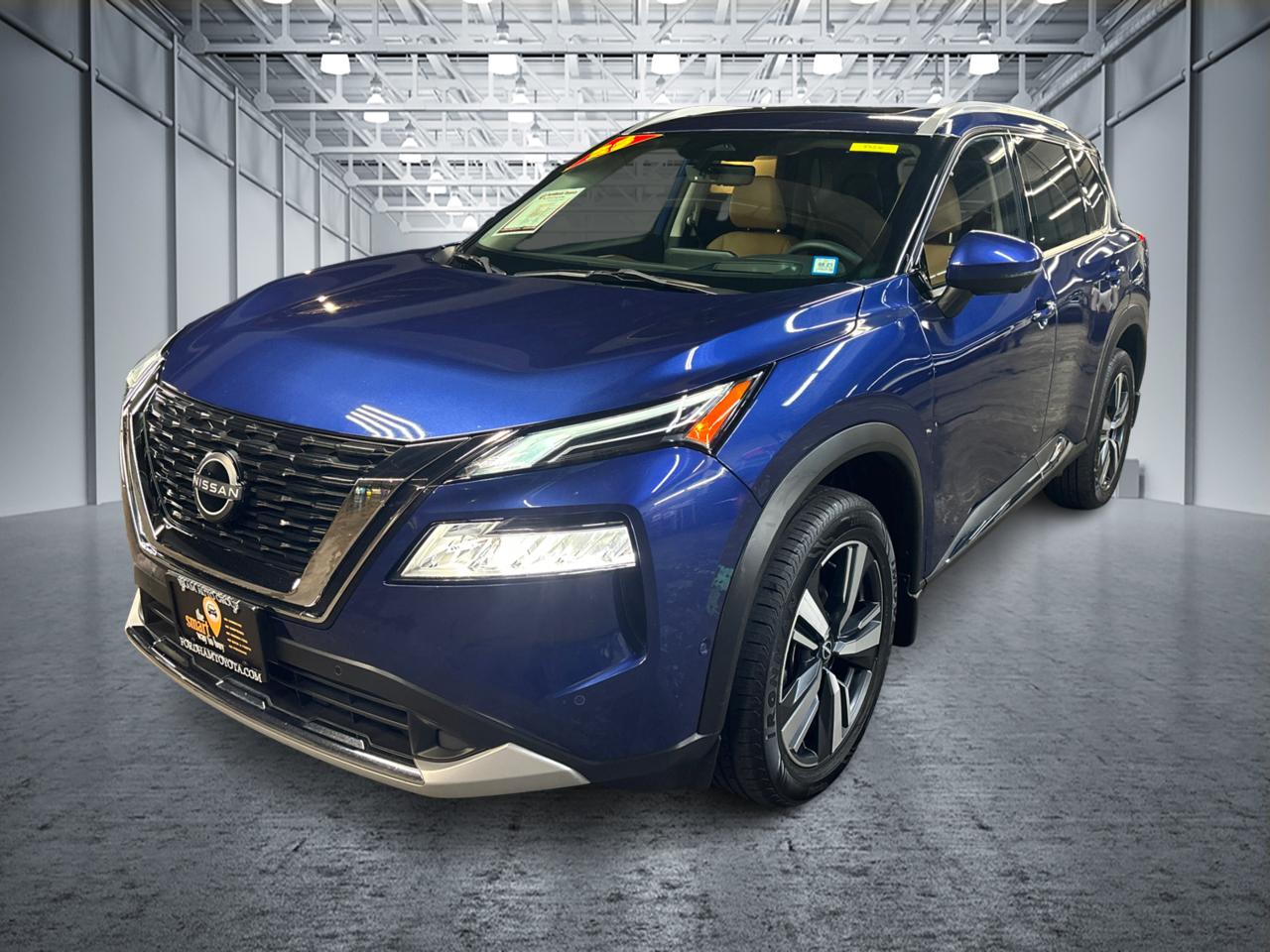 2023 Nissan Rogue Platinum 1