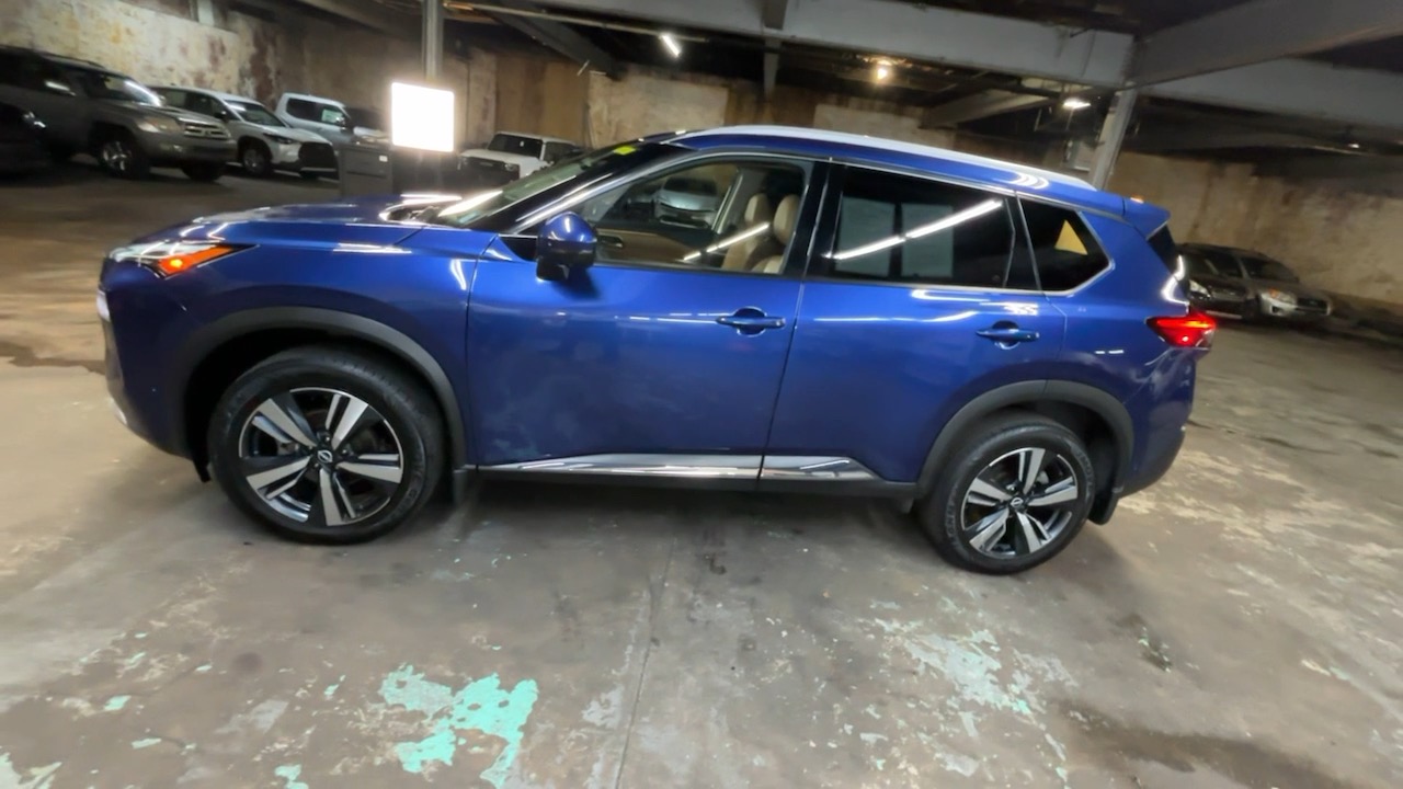 2023 Nissan Rogue Platinum 16