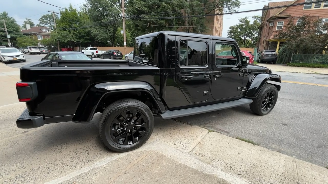 2022 Jeep Gladiator High Altitude 16