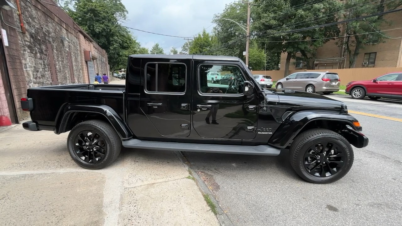 2022 Jeep Gladiator High Altitude 17