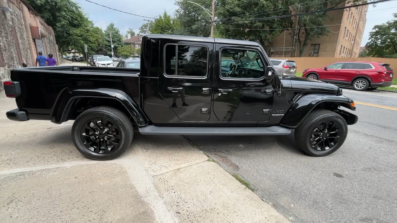 2022 Jeep Gladiator High Altitude 18