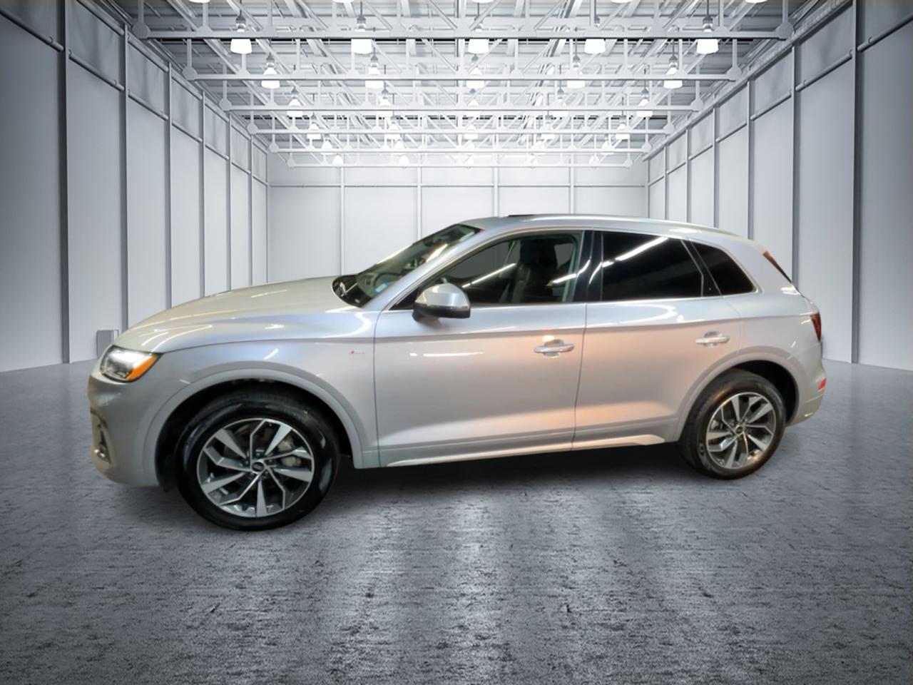 2022 Audi Q5 S line Premium Plus 4