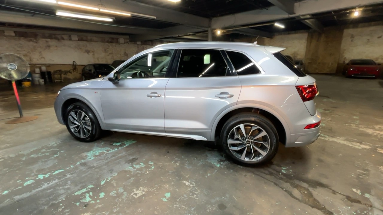 2022 Audi Q5 S line Premium Plus 12