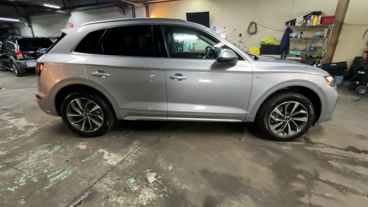 2022 Audi Q5 S line Premium Plus 16