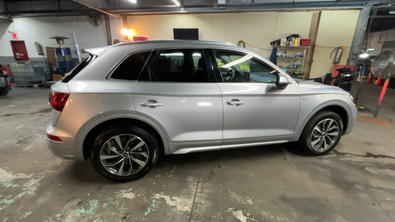 2022 Audi Q5 S line Premium Plus 18