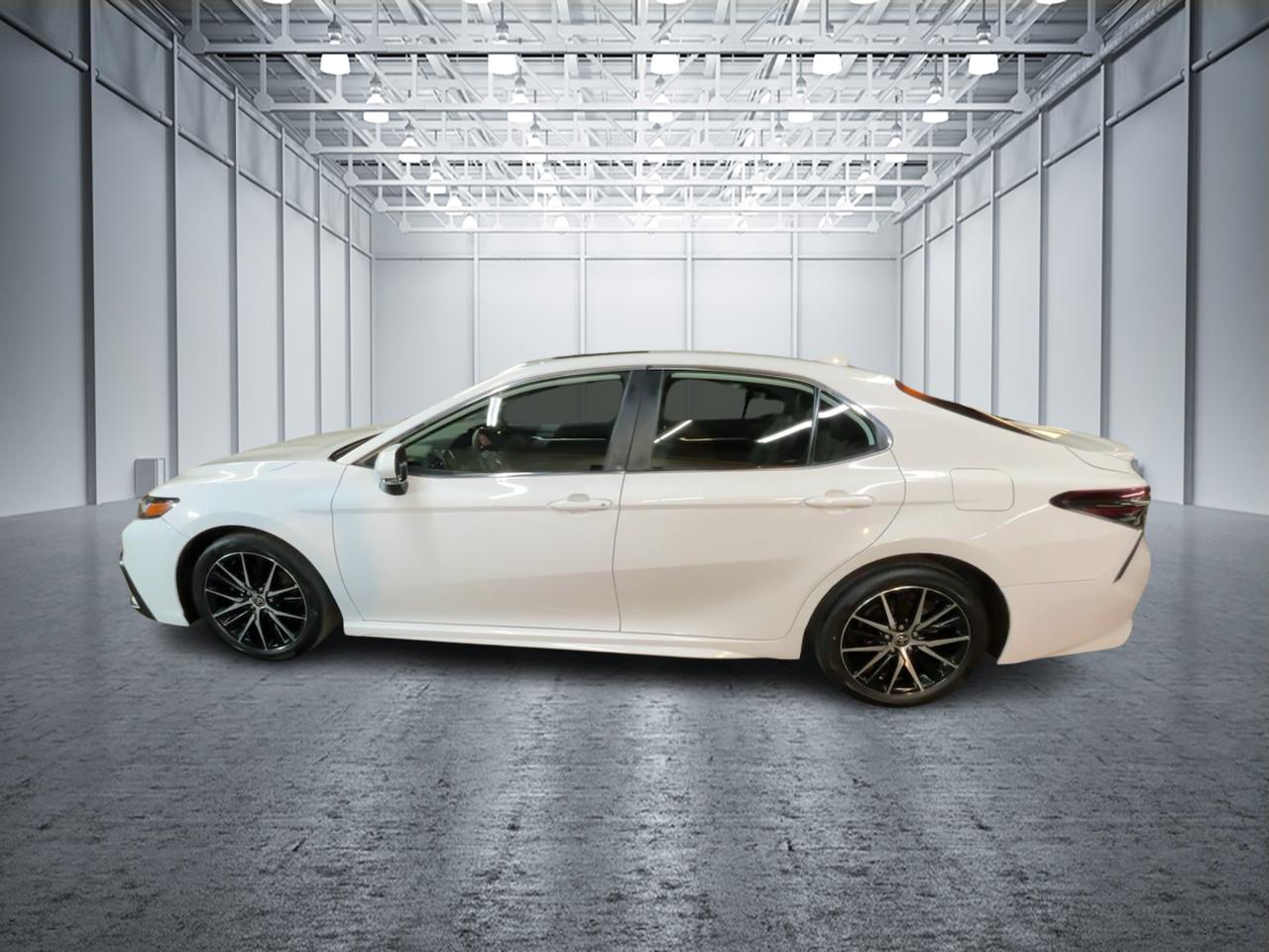 2021 Toyota Camry SE 8