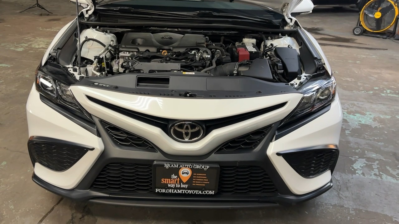 2021 Toyota Camry SE 48