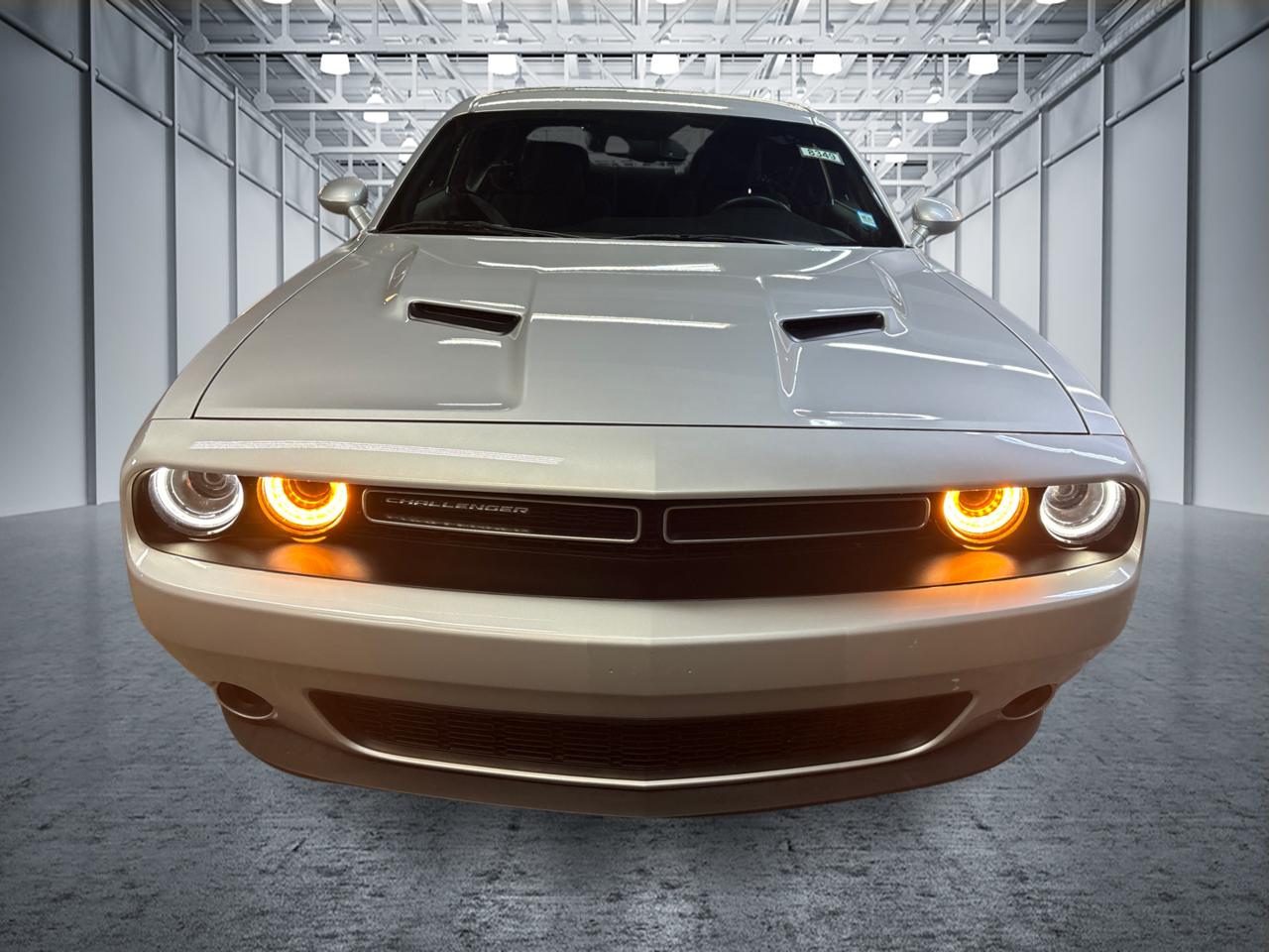 2023 Dodge Challenger SXT 2